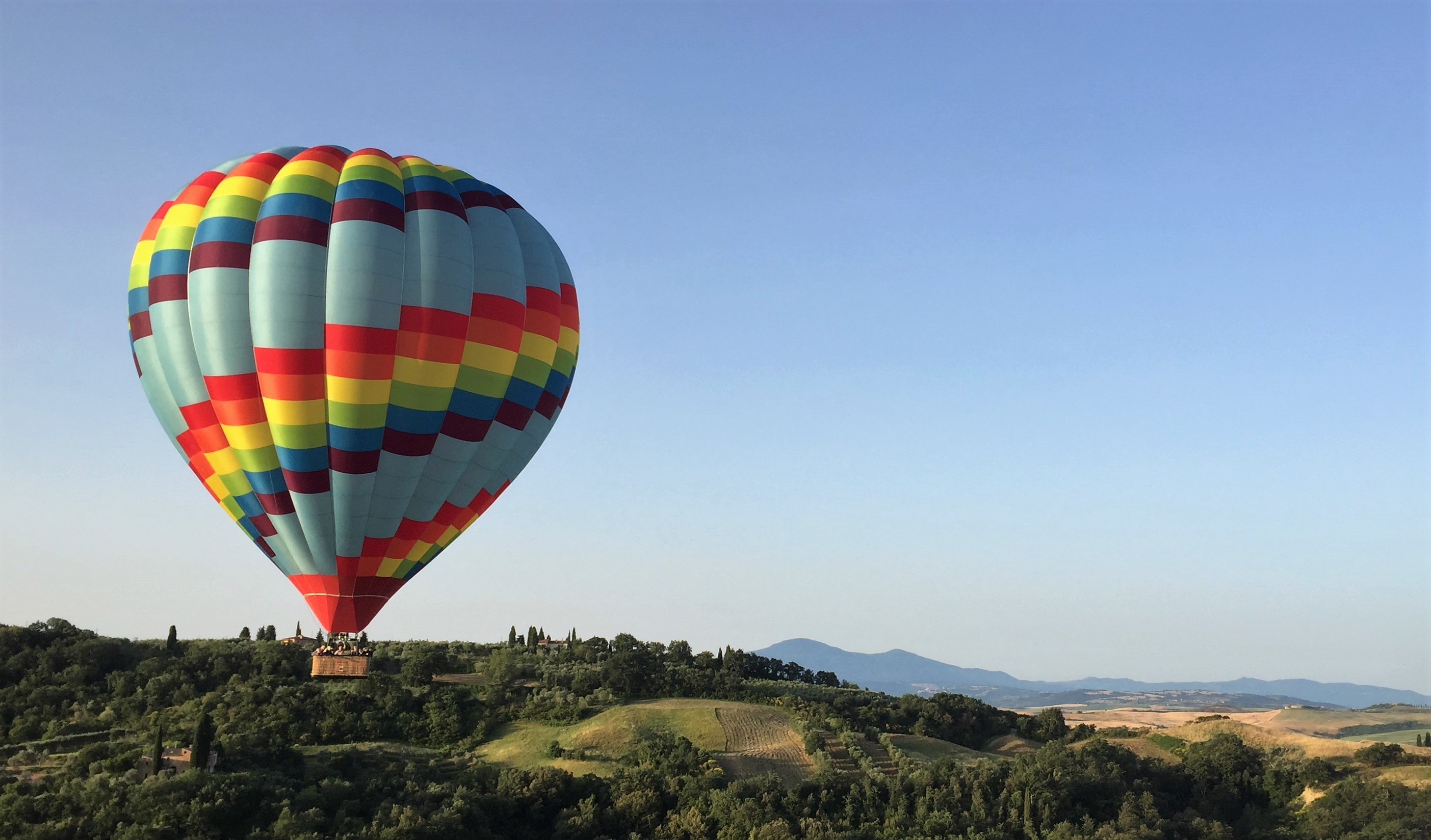 Ballooning in Tuscany