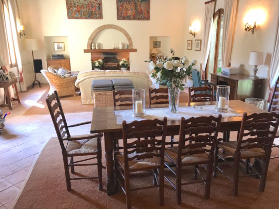 BUONCONVENTO, SIENA, LA CORTE: ACCOGLIENTE CASALE TOSCANO VICINO A GOLF CLUB PRIVATO €550.000