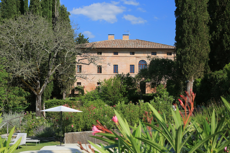 BUONCONVENTO, SIENA, DIMORA D’EPOCA: AN EXQUISITE RENAISSANCE VILLA IN A BLISSFUL LOCATION €3.5 ML