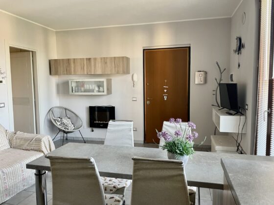 BUONCONVENTO: APPARTAMENTO PRIMO PIANO IN PERFETTE CONDIZIONI CON GARAGE €179.000