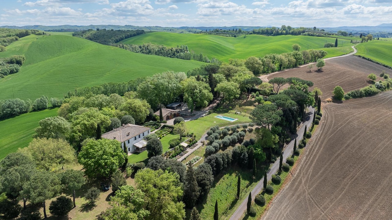 Farmhouse pool tuscany