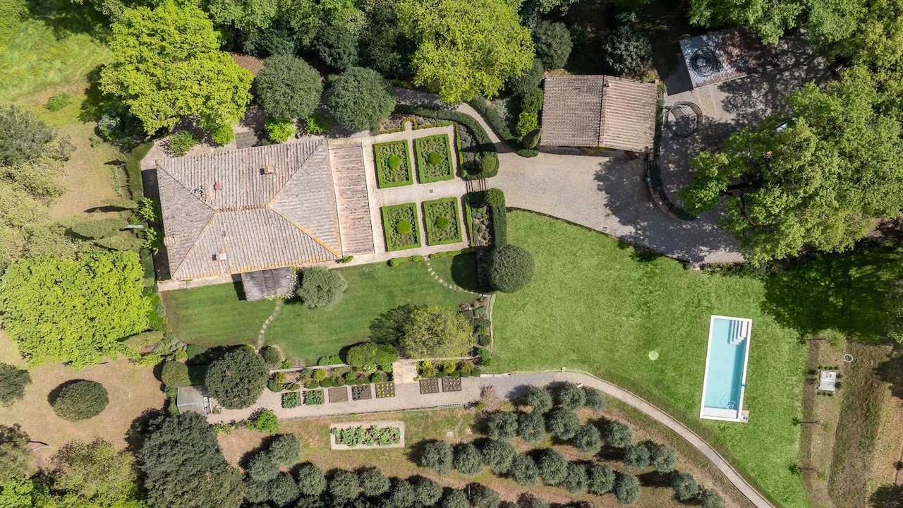 Farmhouse pool tuscany